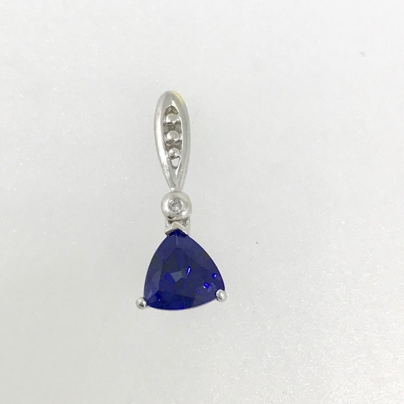 Jewelry - Real sapphire and diamond pendant In 10kt WG